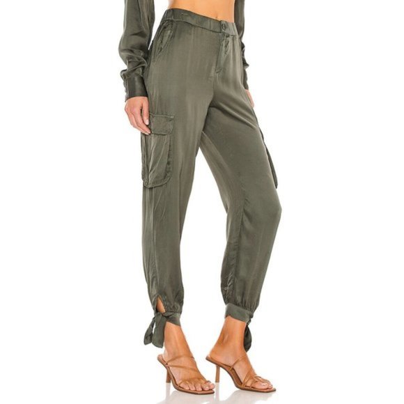 NWT YFB pistachio green khaki satin-like cargo pants, XS - Picture 4 of 11